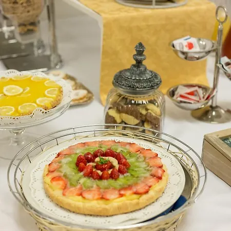 מלון Modigliani 3*