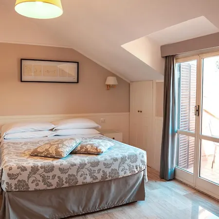 Отель Modigliani