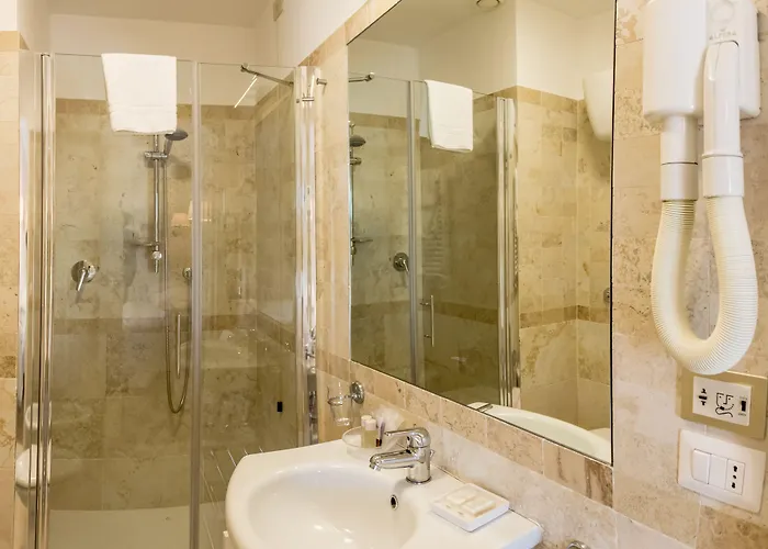 Modigliani Otel Roma